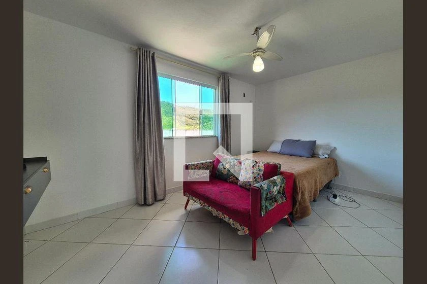 Rentable house with 4 en-suite bedrooms and 320 m² — photo 48