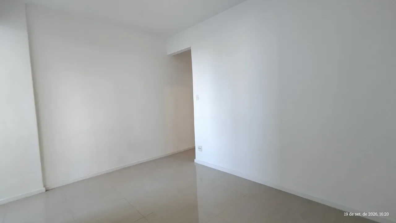 One-bedroom apartment with a water view in Rio de Janeiro — photo 15