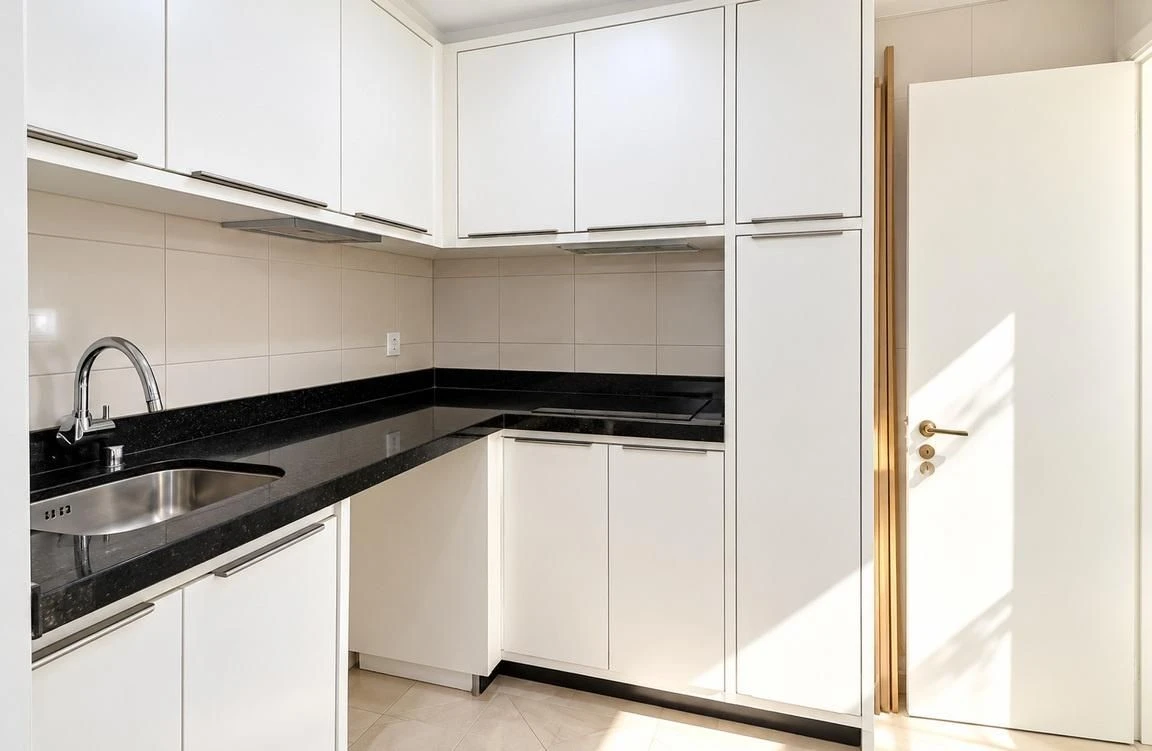 House, 207 m², with a water view — photo 44