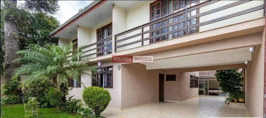 4-bedroom house with a glass-enclosed balcony — photo 5