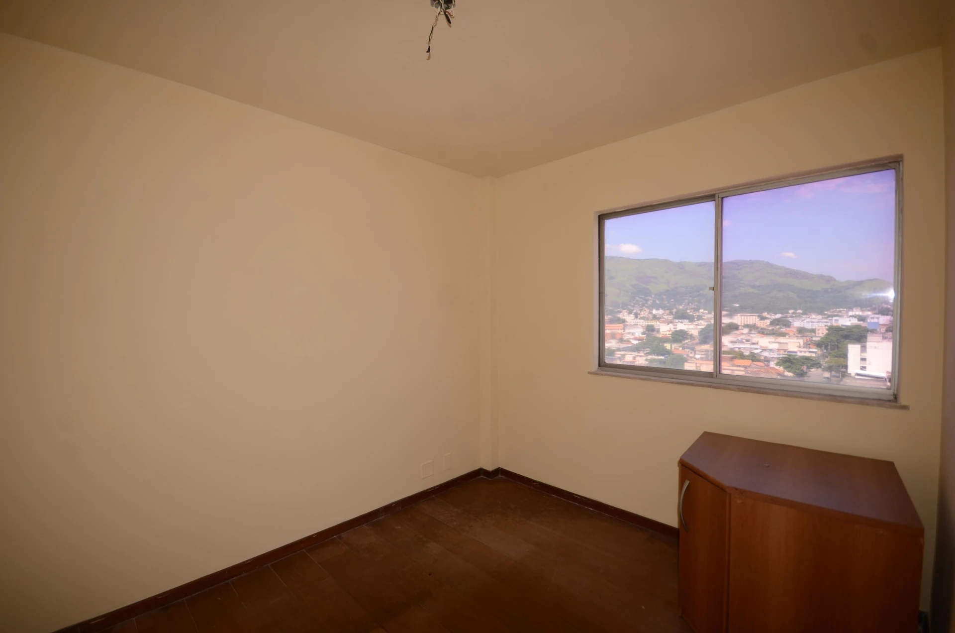 Unfurnished 2-bedroom apartment with a private garden — photo 29