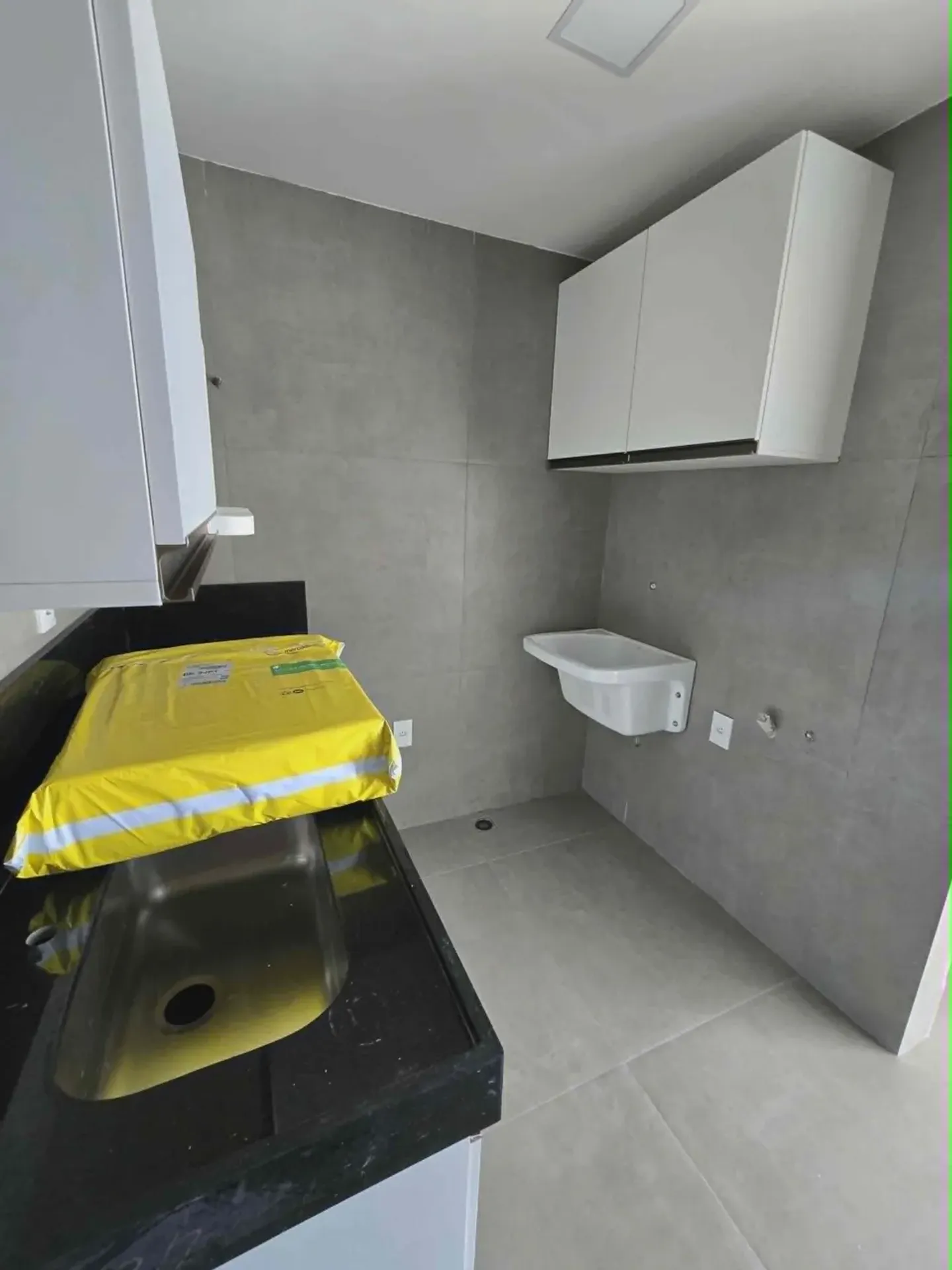 55 m² apartment with 2 bedrooms and a closed kitchen — photo 9