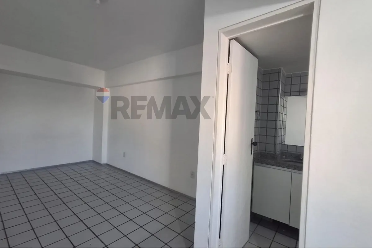 Unfurnished 55 m² apartment with 1 suite and balcony — photo 5