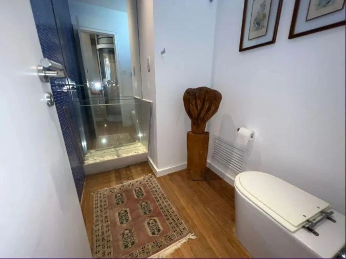 Furnished 400 m² apartment with 4 bedrooms and a terrace — photo 25