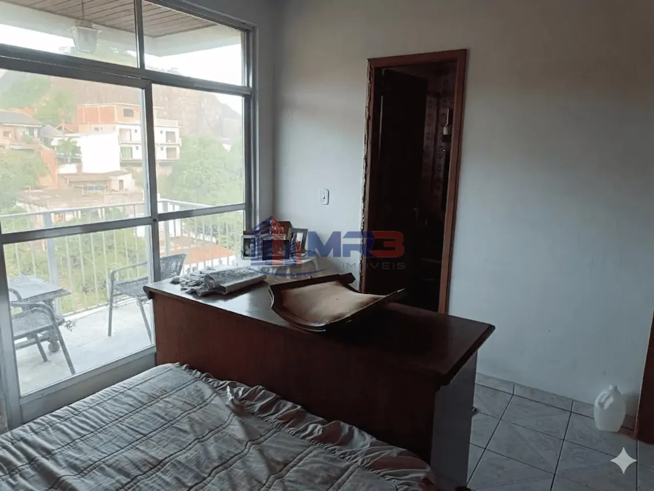 Furnished apartment with 3 bedrooms and a balcony — photo 20