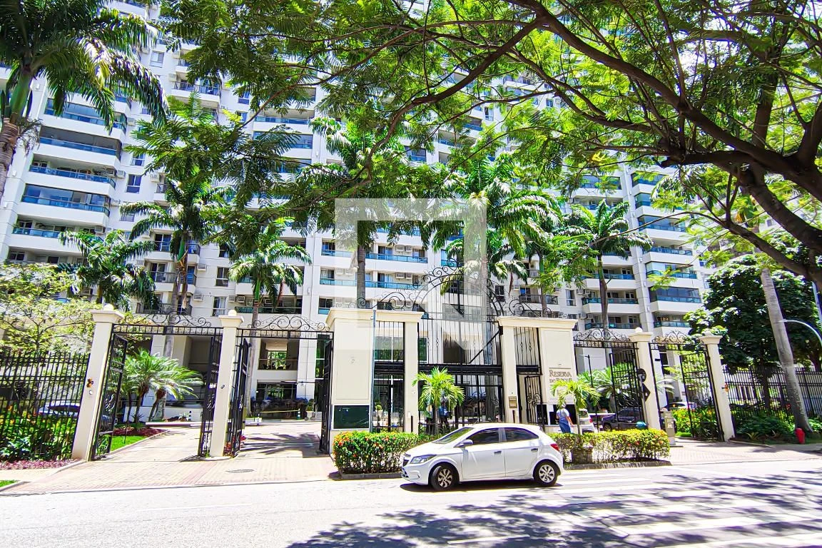 Apartamento mobiliado com 2 quartos e varanda com churrasqueira — photo 59