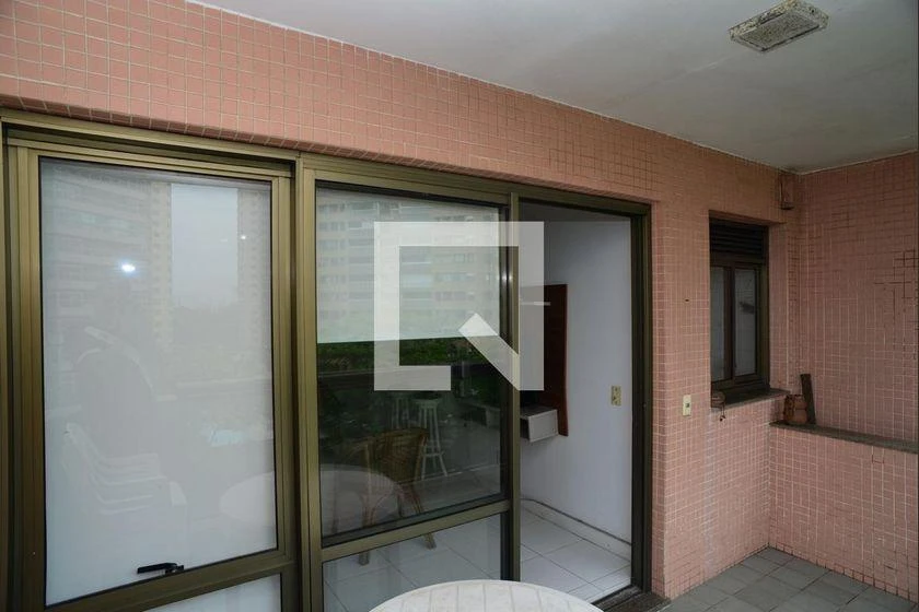 Furnished apartment, 66 m², with a home office — photo 11
