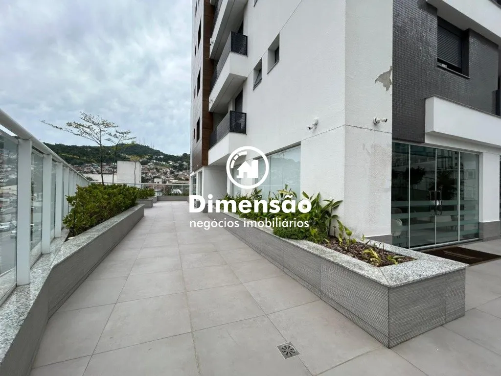 Furnished apartment with 2 en-suite rooms and 3 parking spots — photo 25