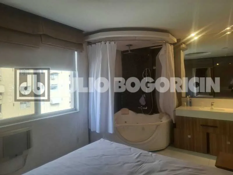 Water view in a 2-bedroom apartment, 90 m² — photo 6