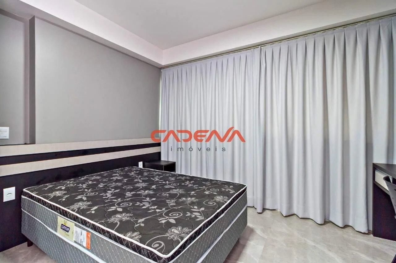 Furnished studio with open-plan kitchen and 1 bedroom — photo 16