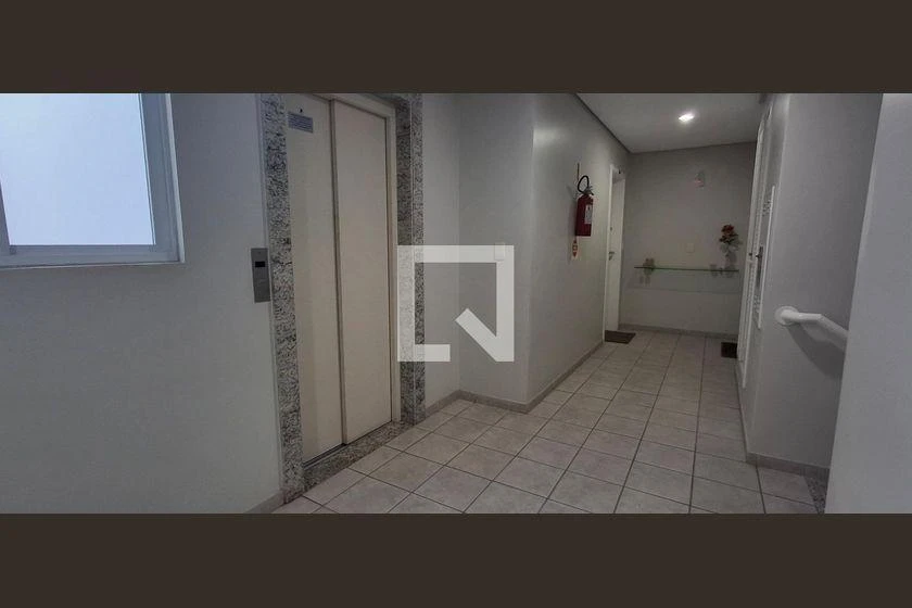 3-bedroom apartment in a building with a pool — photo 34