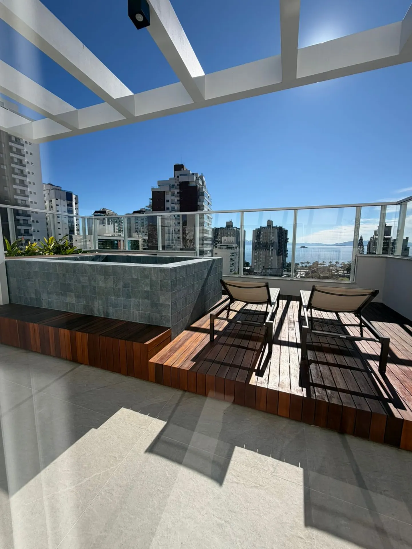 Apartamento de 2 quartos com varanda gourmet, Agronômica — photo 26