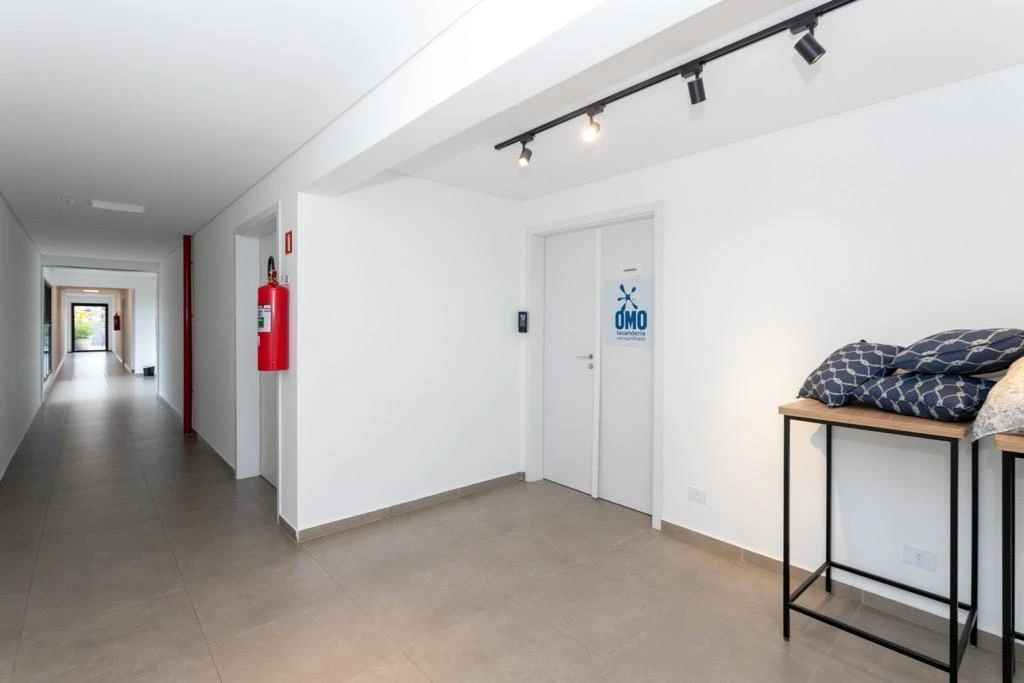 Washing machine in a one-bedroom apartment, 24 m² — photo 16