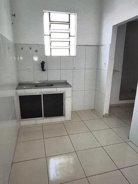 Apartamento sem mobília com 2 quartos e 1 banheiro — photo 11