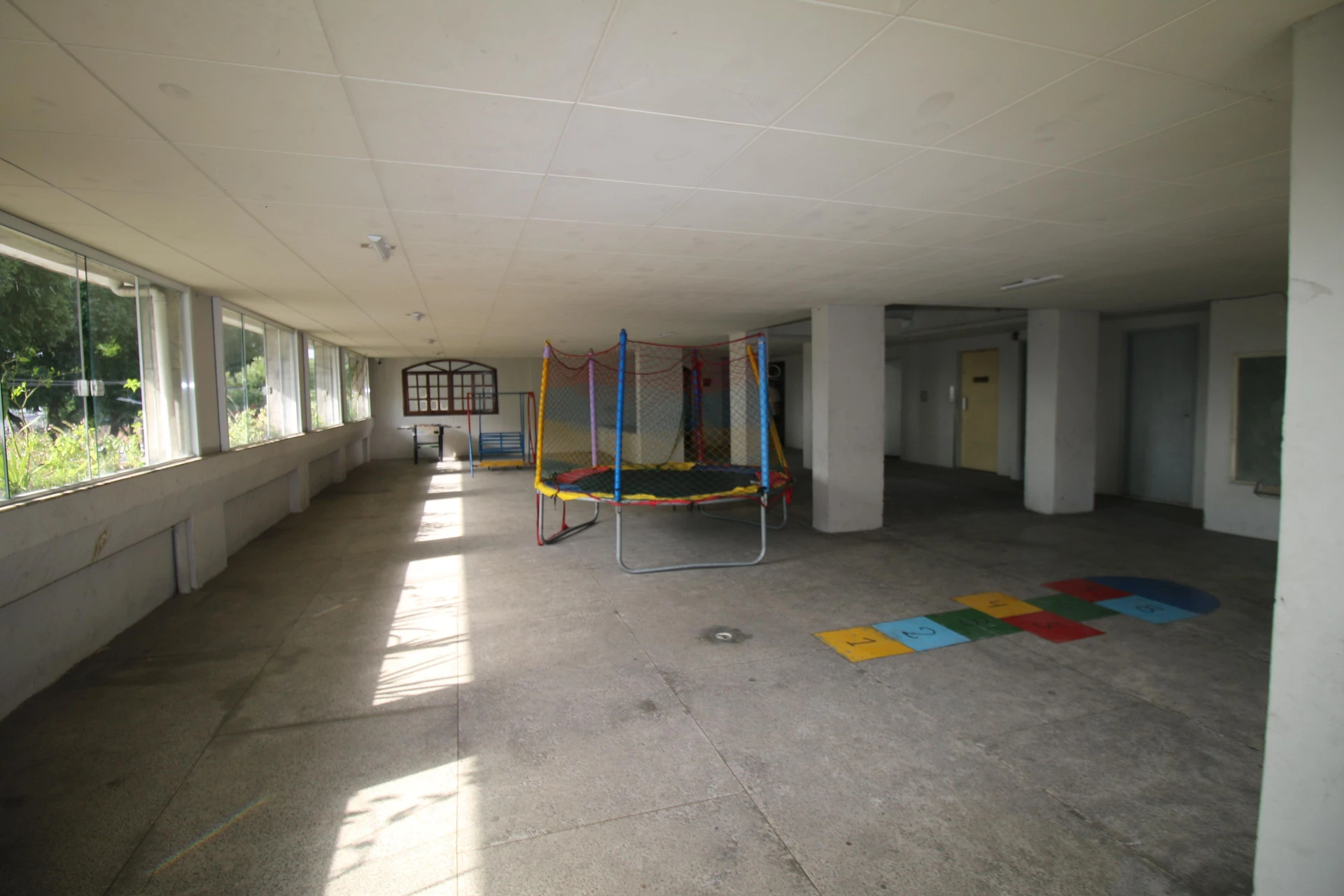 Apartamento de 2 dormitorios con balcón y acepta mascotas — photo 37