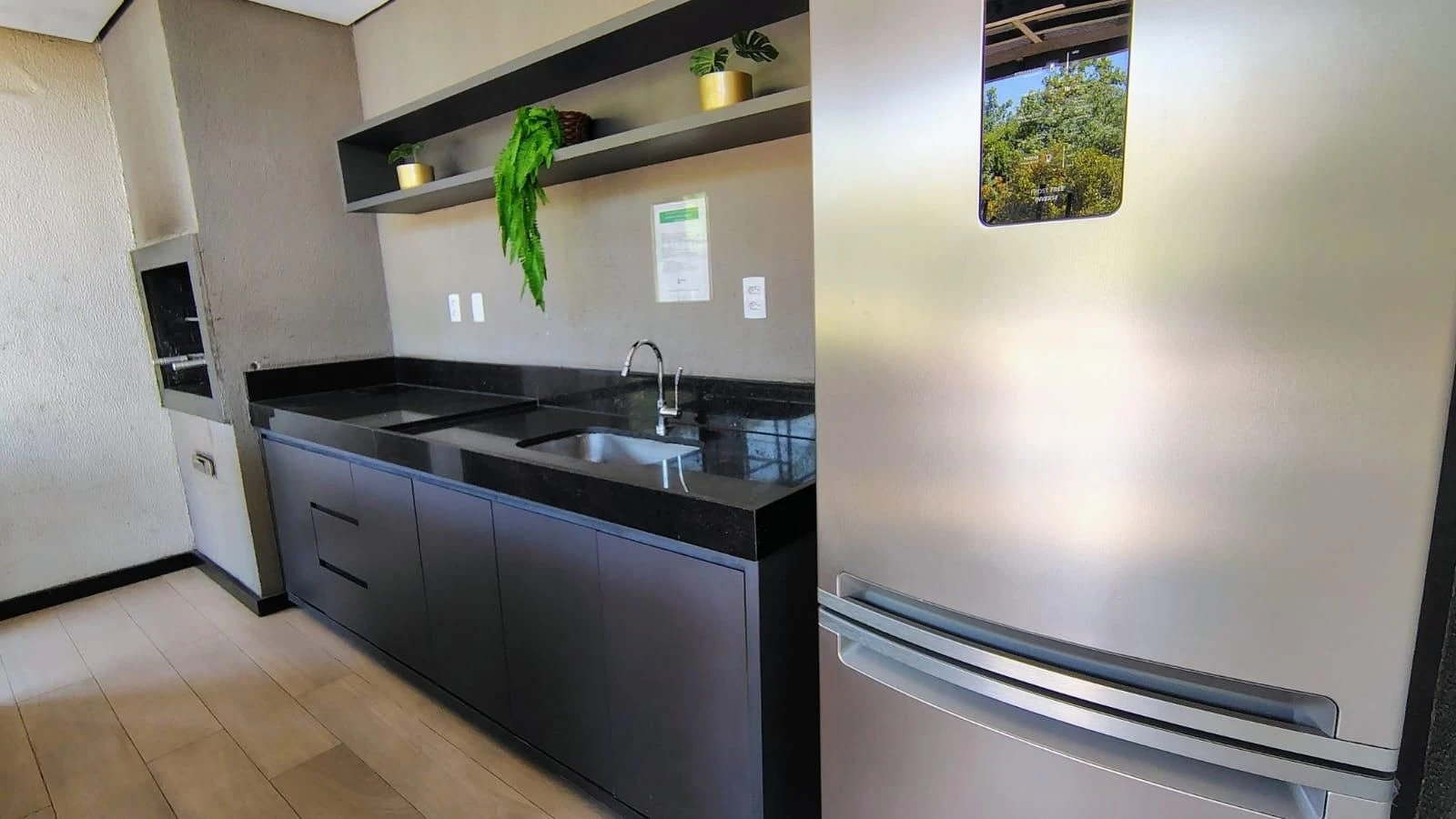 Furnished apartment, 50 m², with a grill on the balcony — photo 40