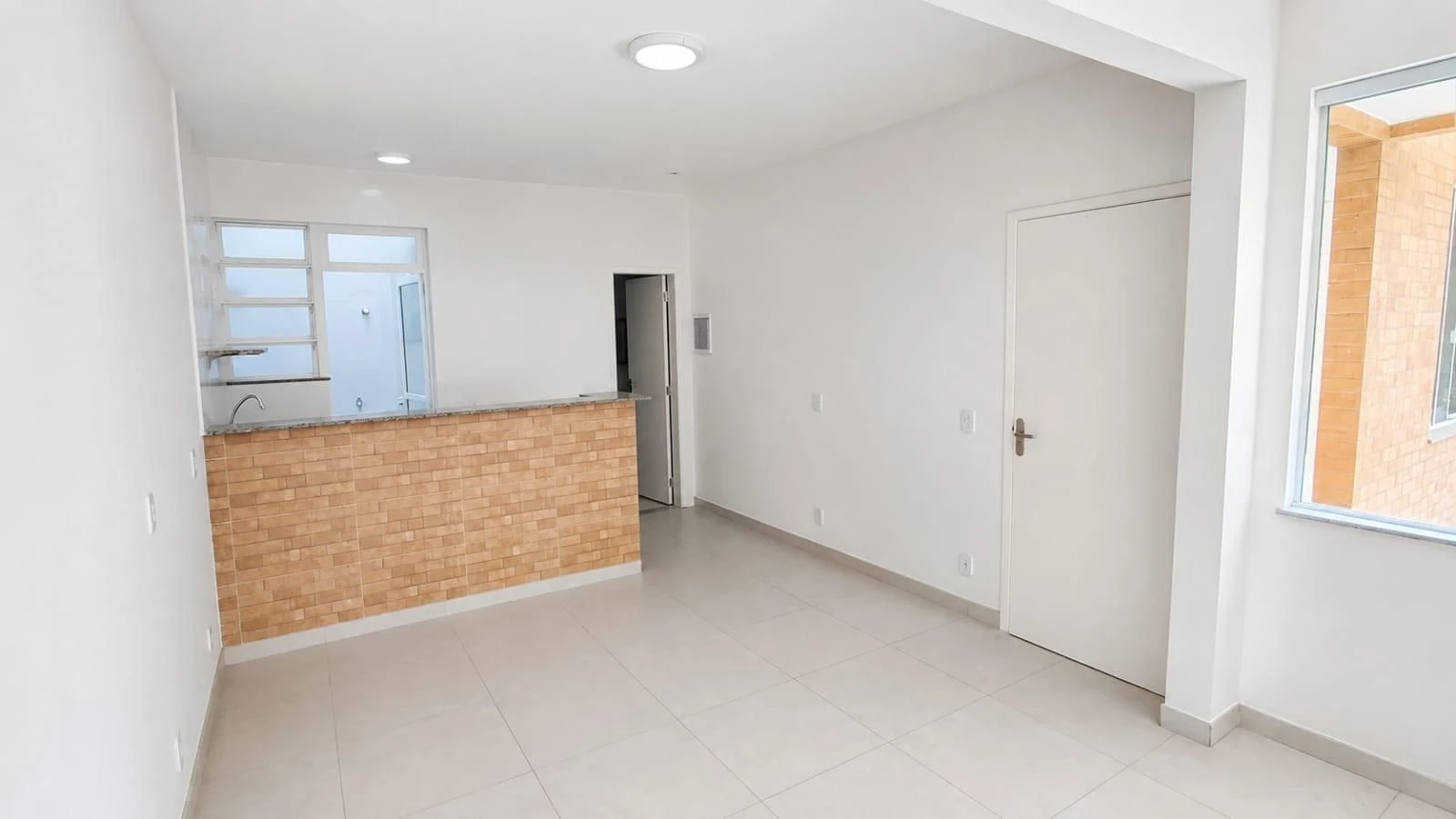 Studio con cocina en plano abierto y 1 baño — photo 14