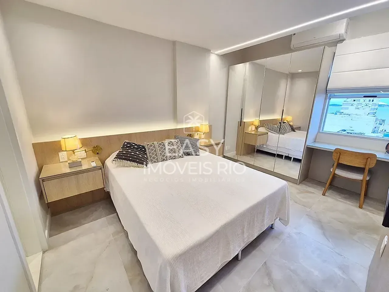 Furnished apartment with an open-plan kitchen and 2 beds — photo 18