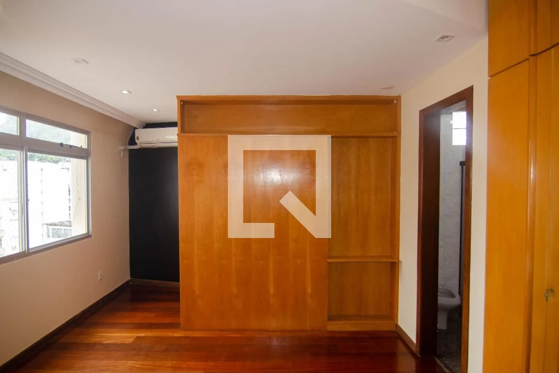 Apartamento sem mobília com 4 quartos e 4 banheiros — photo 38