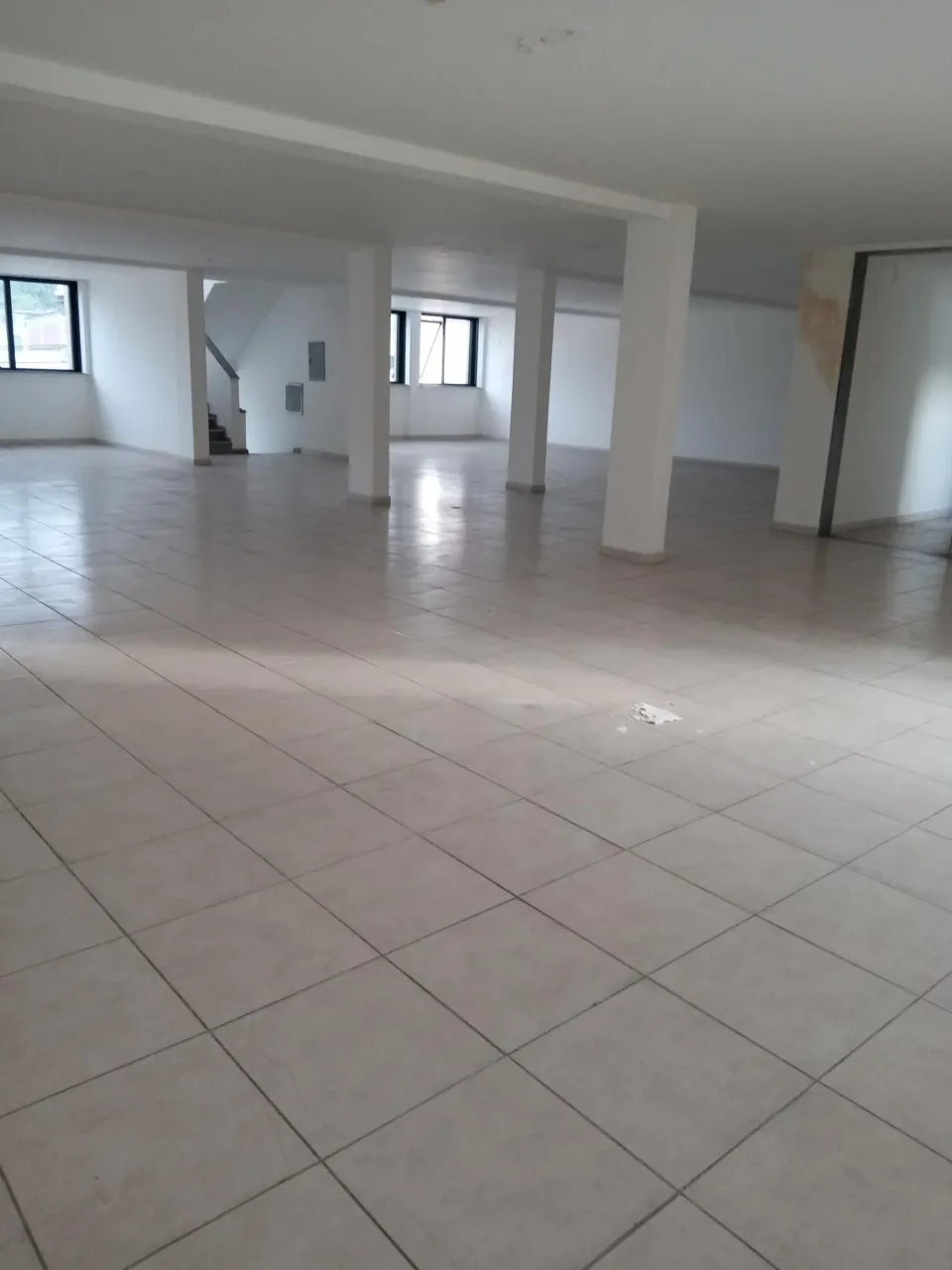 Casa sem mobília com 3 dormitórios e 4 banheiros — photo 3