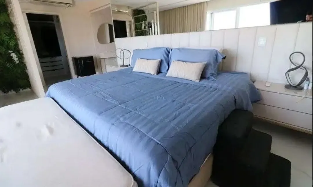 Rental house with 5 bedrooms and 5 bathrooms — photo 4