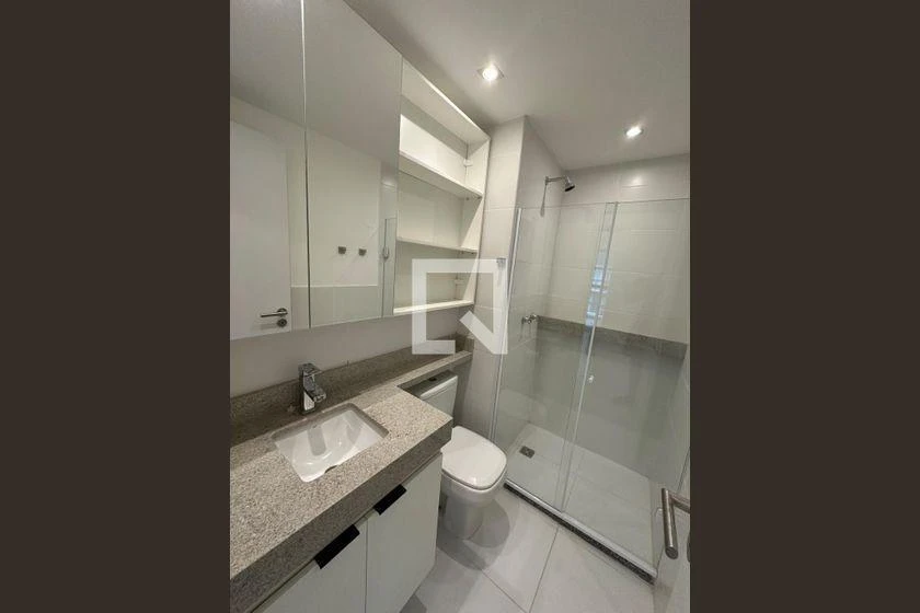 Apartamento de 2 quartos com máquina de lavar — photo 36