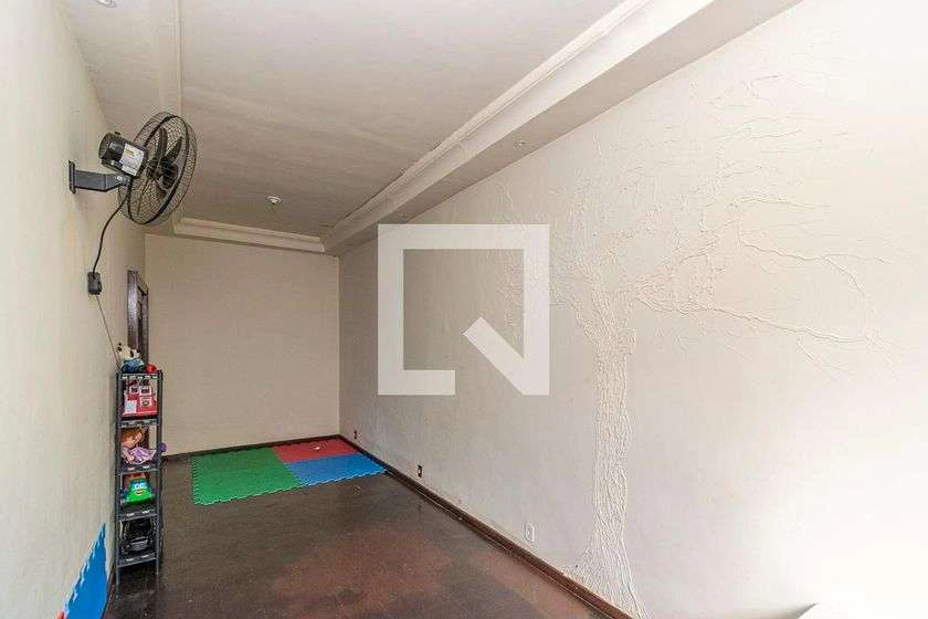 Furnished house with 5 bedrooms and 560 m² — photo 11