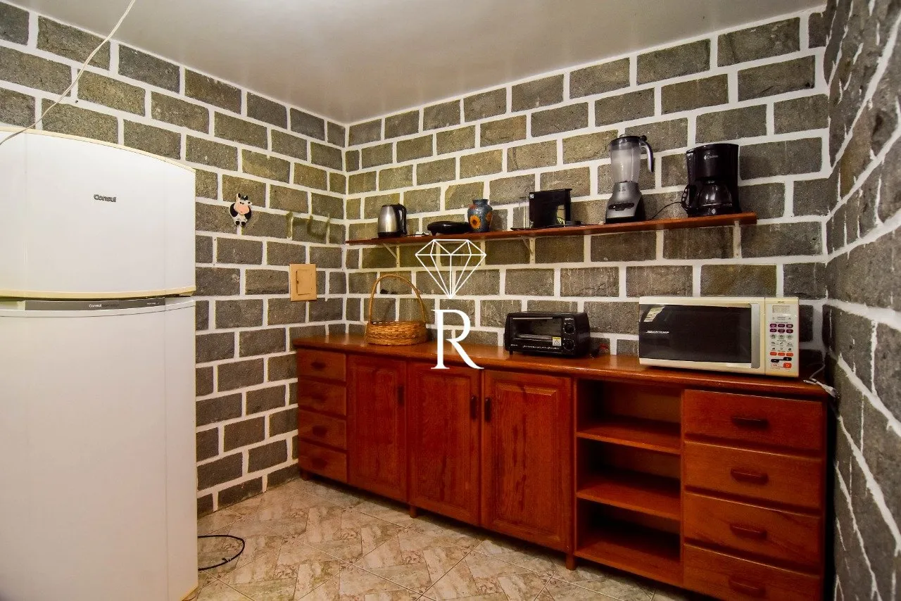Casa tipo sítio con 4 dormitorios y 6 plazas de aparcamiento — photo 69