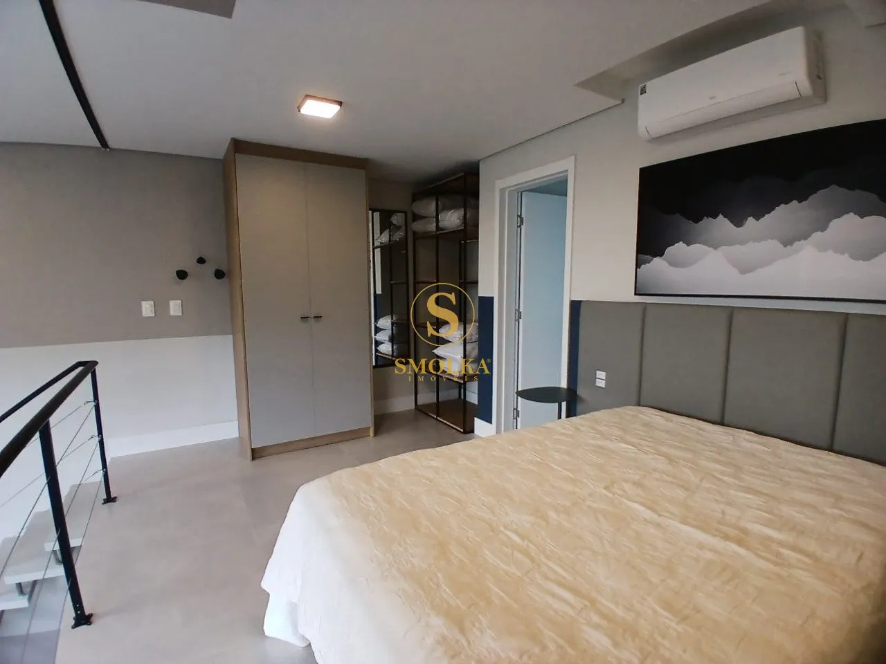 Furnished 66 m² apartment with 1 bedroom and 2 parking spots — photo 12