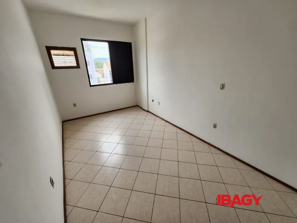 Квартира с 2 спальнями, 1 с ванной, 78 м² — photo 10