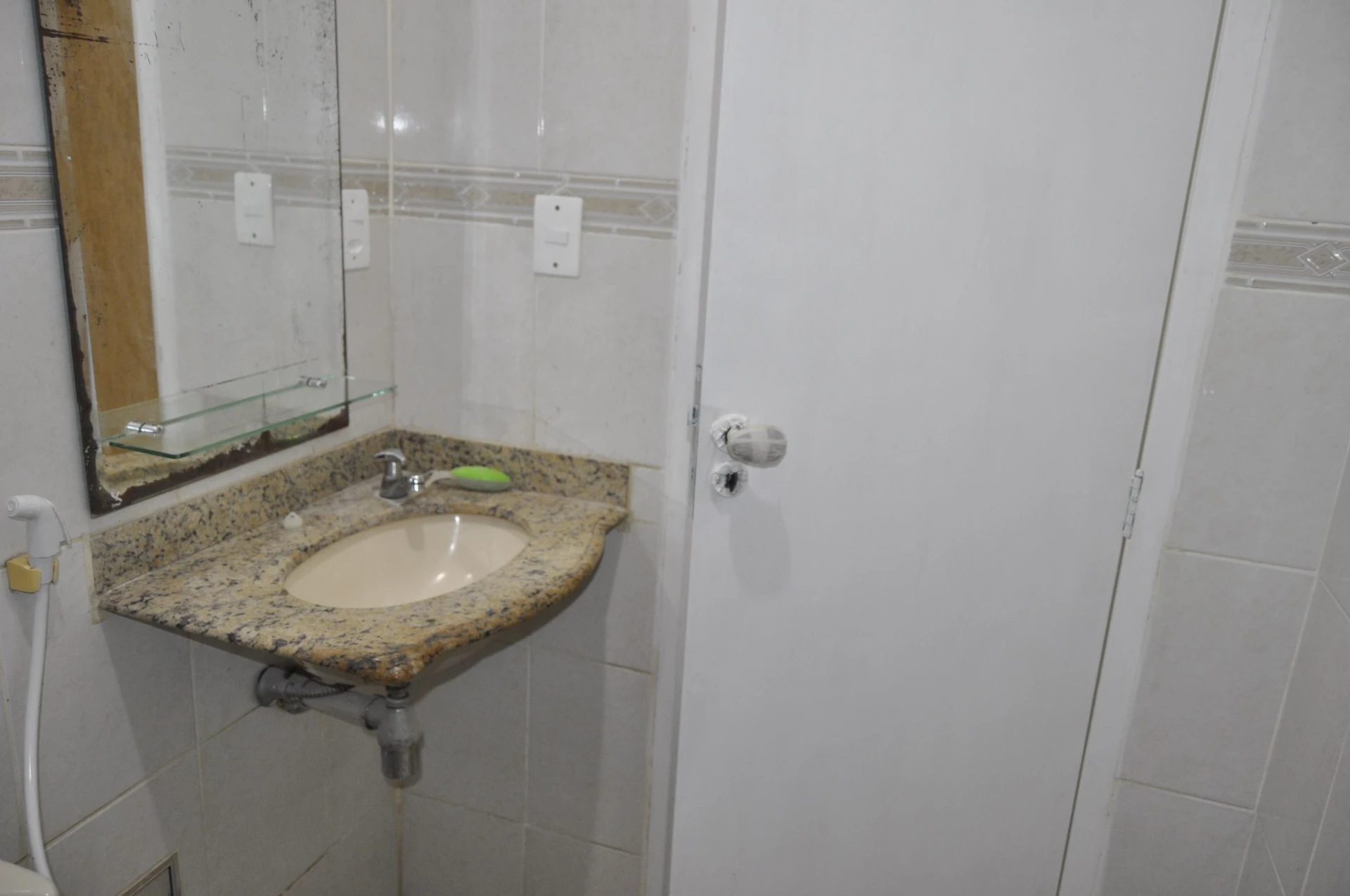 Condo house with 3 bedrooms and a suite — photo 28