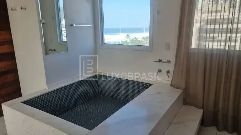 Furnished apartment with 3 bedrooms and water view — photo 15