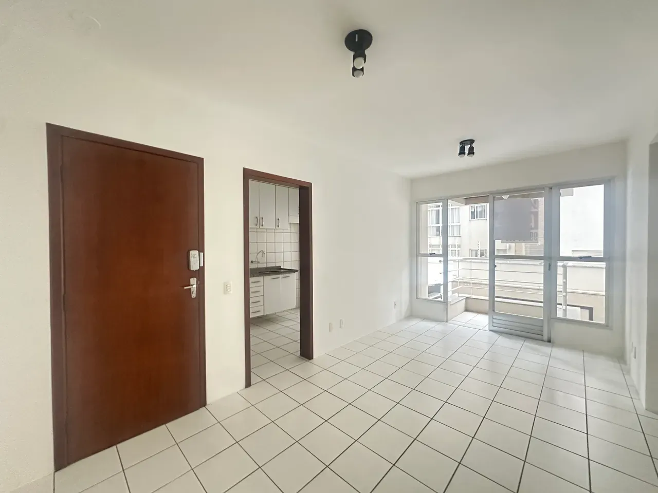 Departamento con parrilla privada en Florianópolis — photo 11