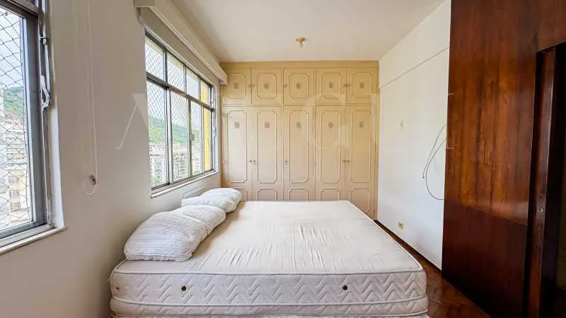 3-bedroom apartment with a walk-in closet in Rio de Janeiro