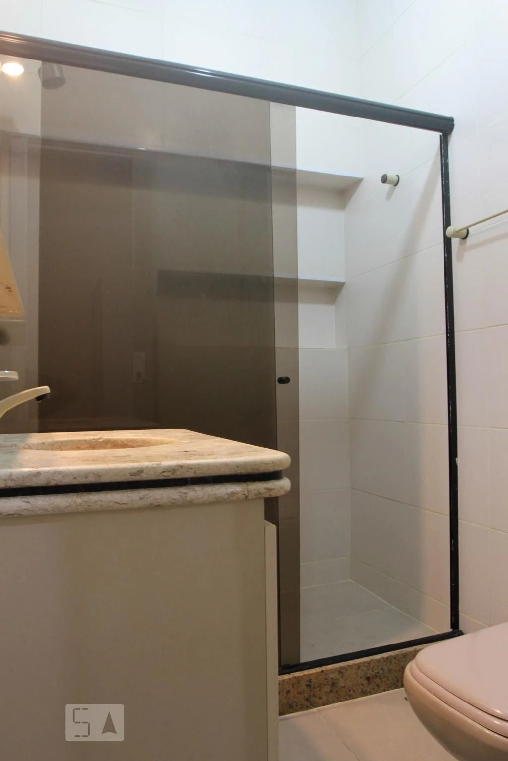 Unfurnished 2-bedroom apartment with 2 bathrooms — photo 38