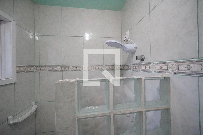 Furnished 40 m² studio with balcony and laundry area — photo 11