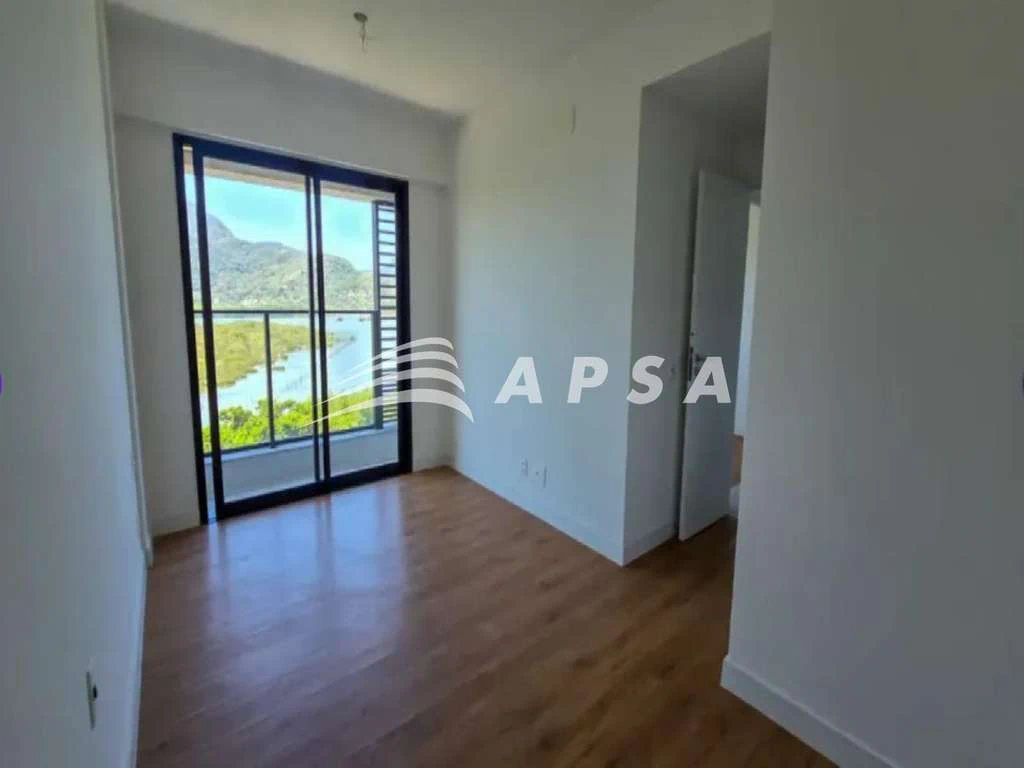 74 m² apartment with 2 bedrooms and en-suite — photo 14