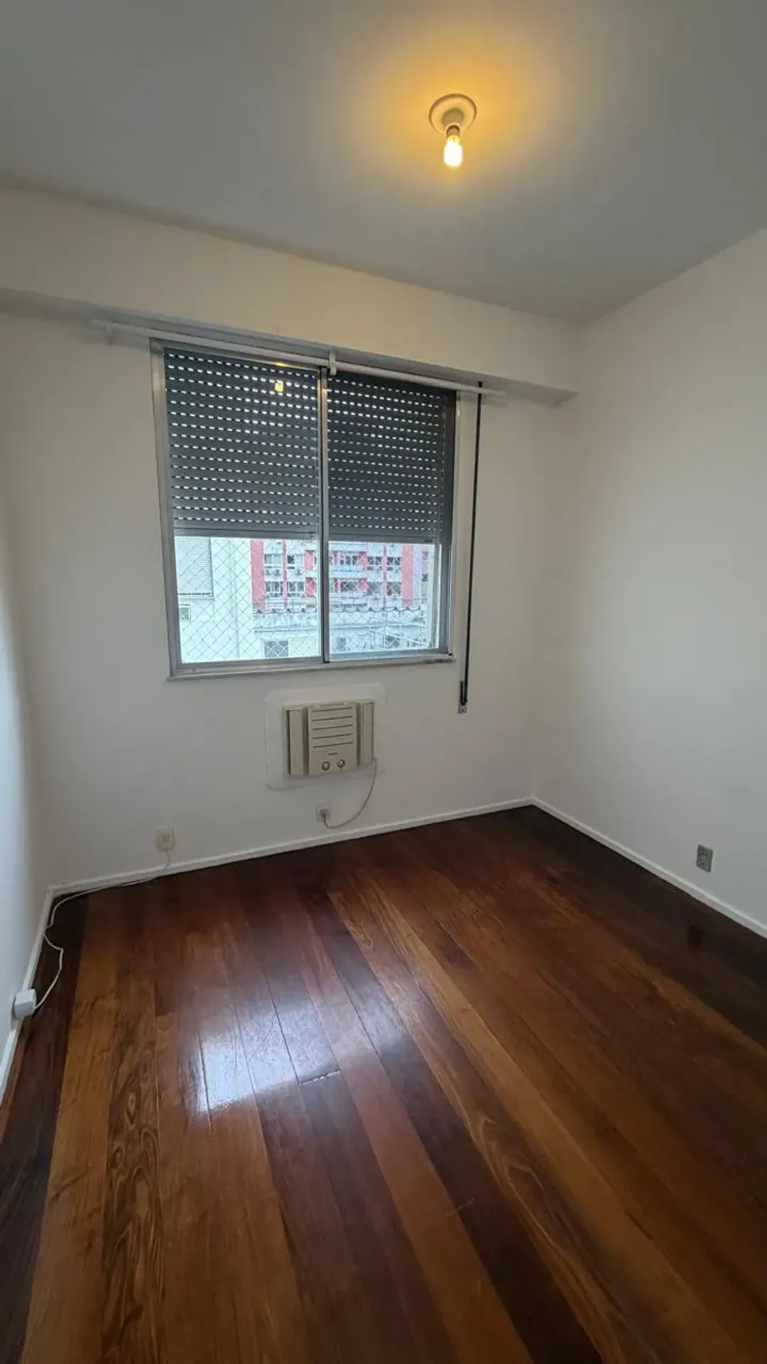 Apartamento no 7º andar com piso de madeira ou laminado — photo 7