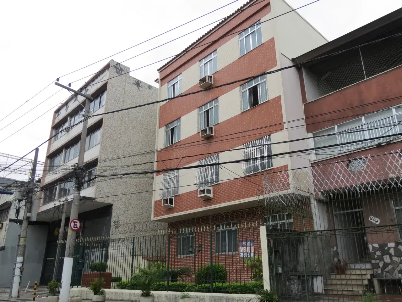 Apartamento com 2 quartos, 1 banheiro e cozinha fechada — photo 34