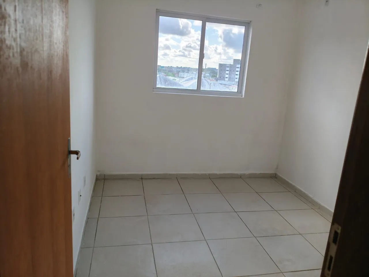 Apartamento com 2 quartos e 2 banheiros, varanda — photo 3
