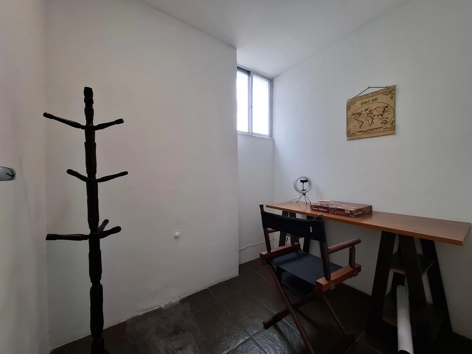 Furnished 4-bedroom apartment with 2 bathrooms — photo 11