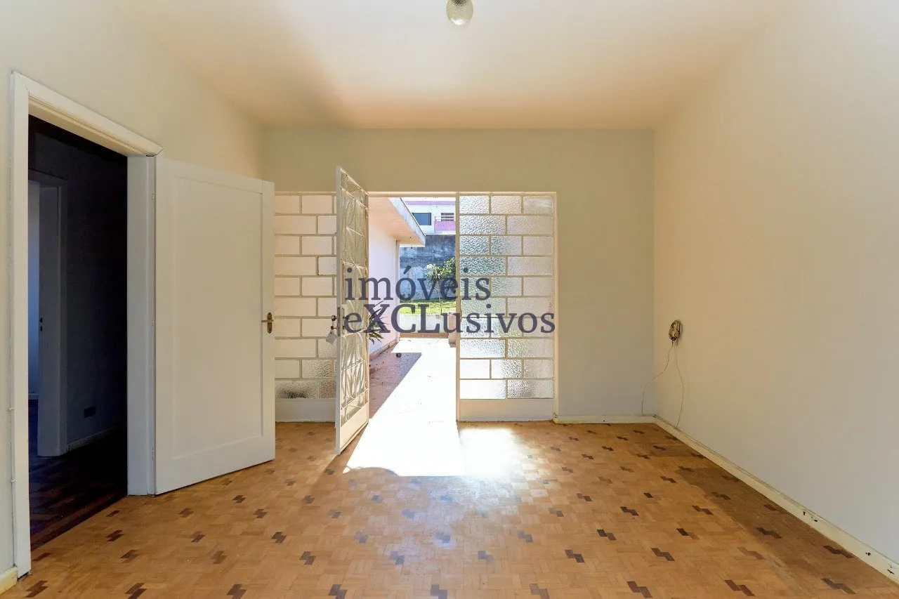 4 quartos e banheira: casa de 187 m² — photo 23