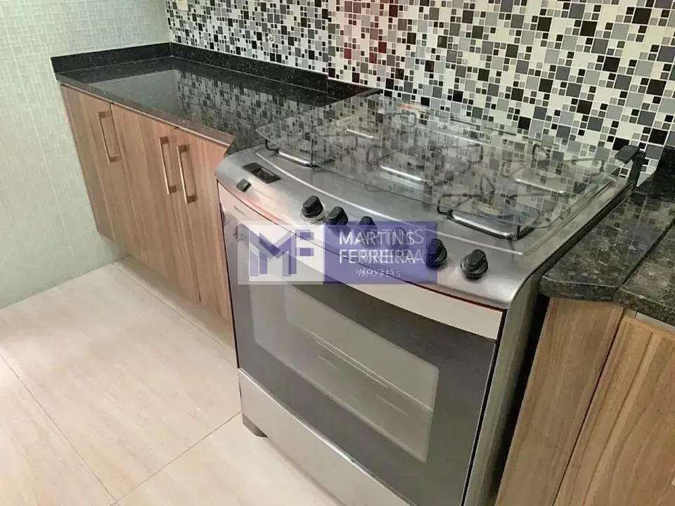 Furnished home with pool and shared BBQ area — photo 10