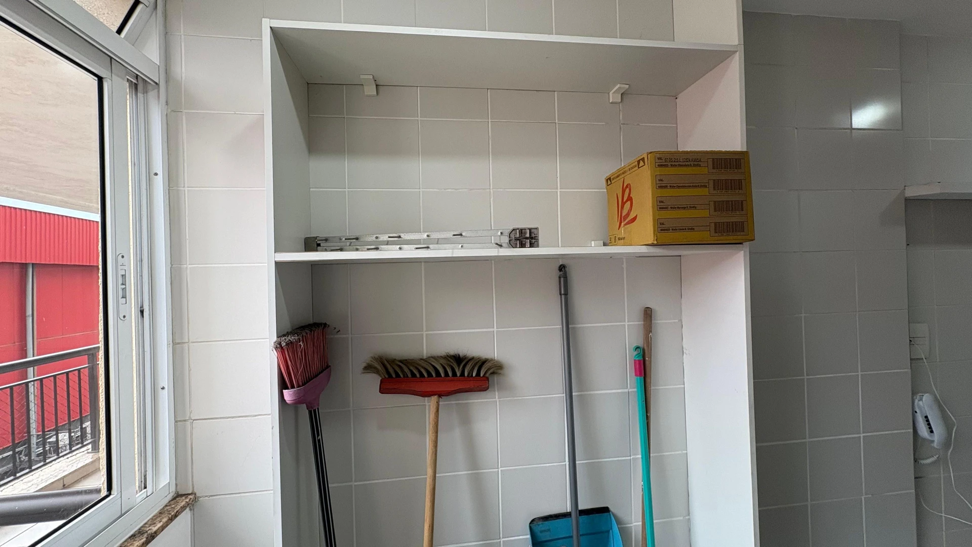 70 m² apartment with a home office and a washing machine — photo 20