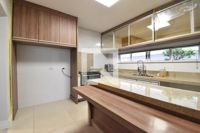Furnished house, 220 m², with a home office — photo 15