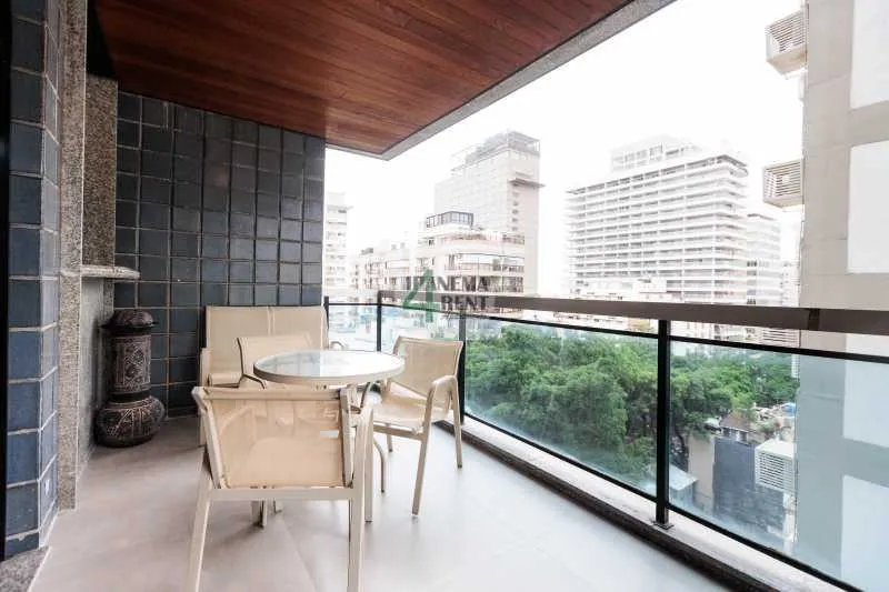 Apartamento mobiliado com 2 quartos e 2 banheiros, varanda — photo 2