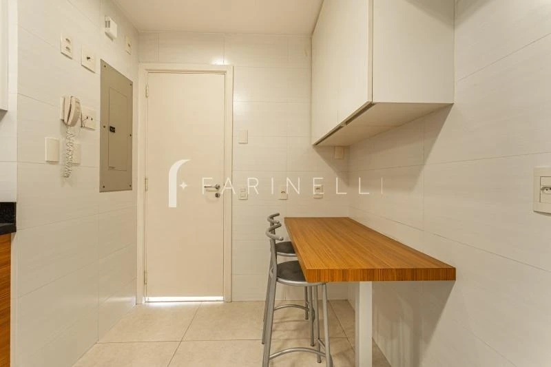 Apartment with 3 bedrooms and a closed kitchen — photo 25
