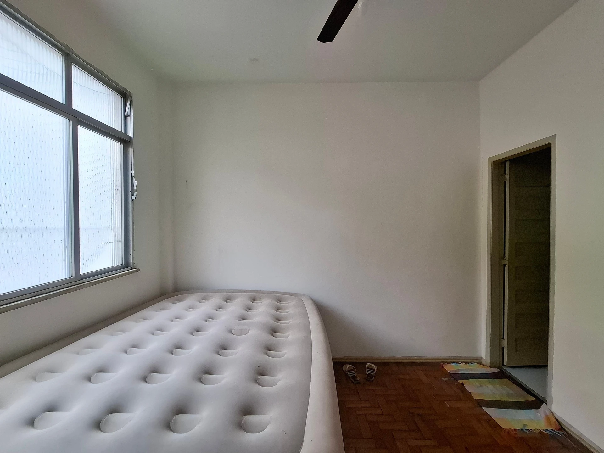 Furnished 1-bedroom apartment with 1 parking space — photo 6