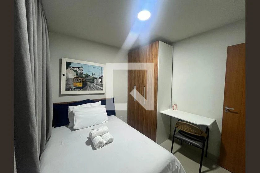 Apartamento amueblado de 2 dormitorios con cocina abierta — photo 15