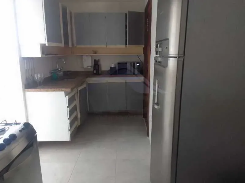 Home office in a 2-bedroom apartment, 91 m² — photo 13